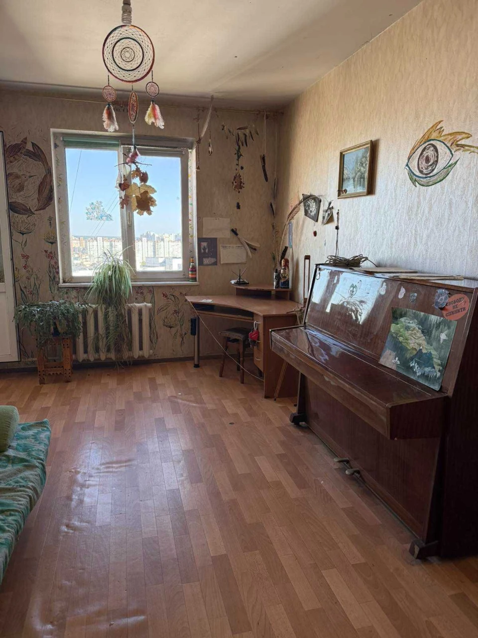Продаж.Квартира Троєщена