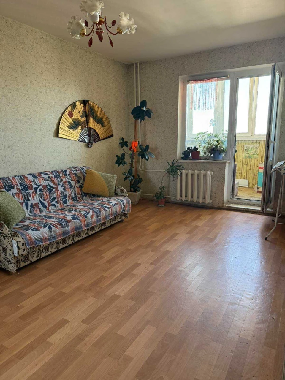 Продаж.Квартира Троєщена