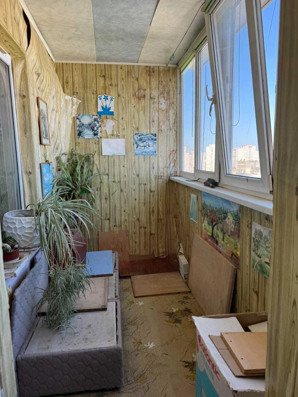 Продаж.Квартира Троєщена
