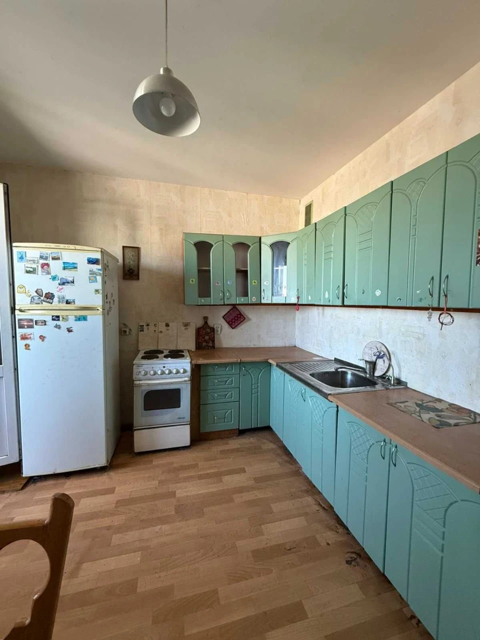 Продаж.Квартира Троєщена