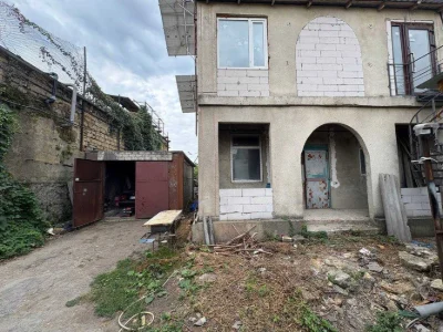 Sale of a house of 100 m2 in Odessa, near the sea and the estuary. Autonomous house