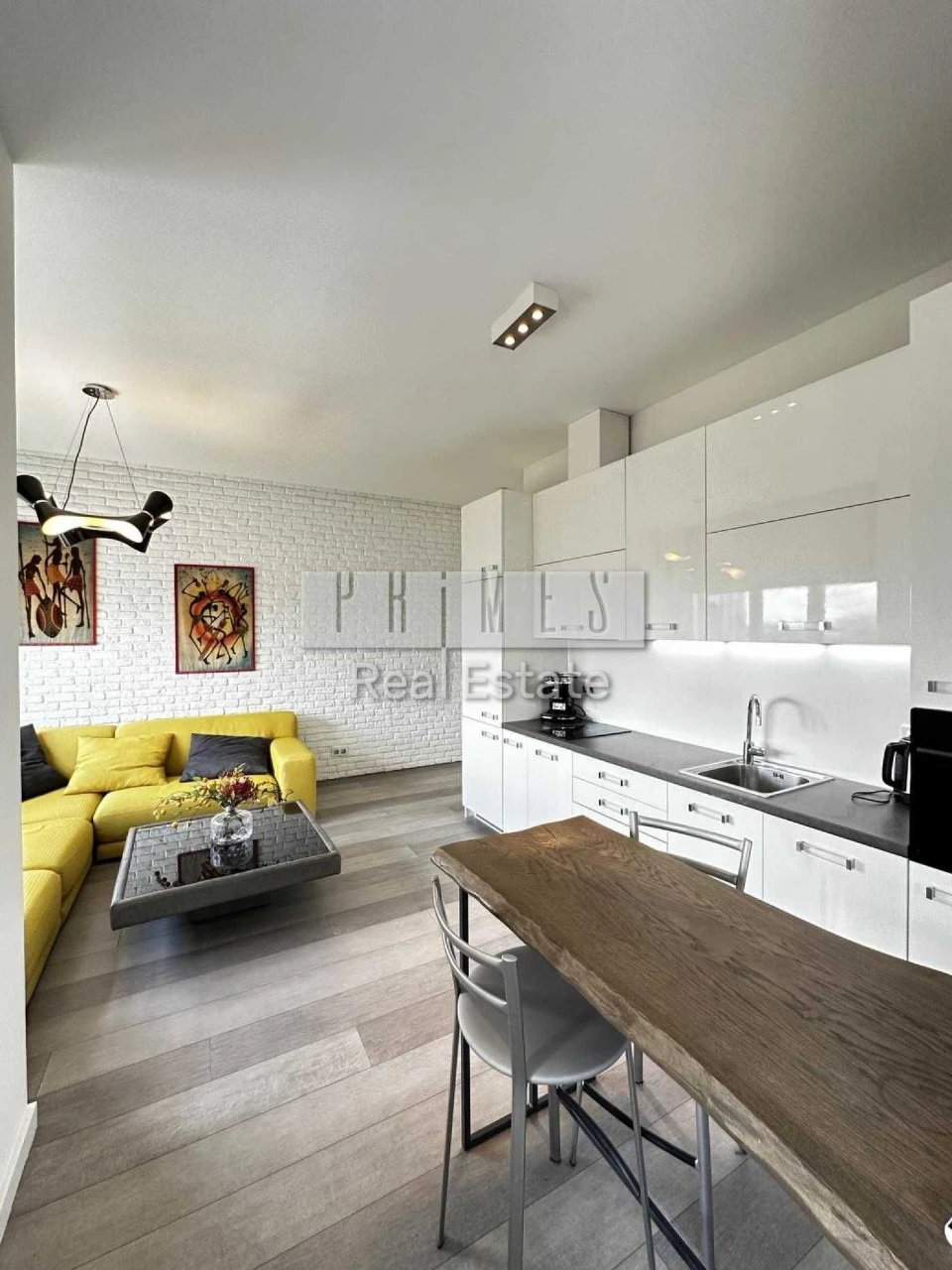 Продаж 1к квартири, ЖК Елегант, Жилянська 118, центр