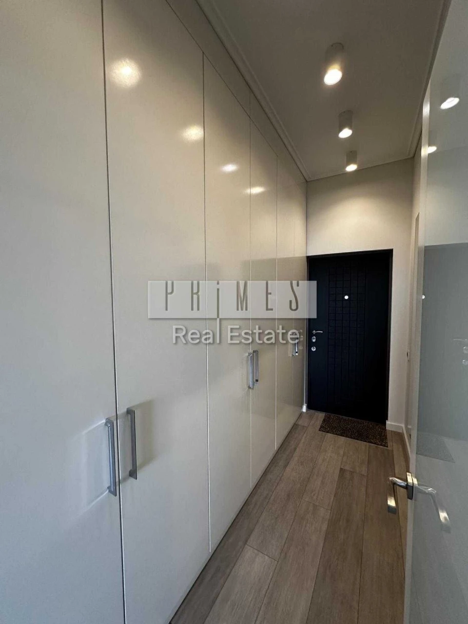 Продаж 1к квартири, ЖК Елегант, Жилянська 118, центр
