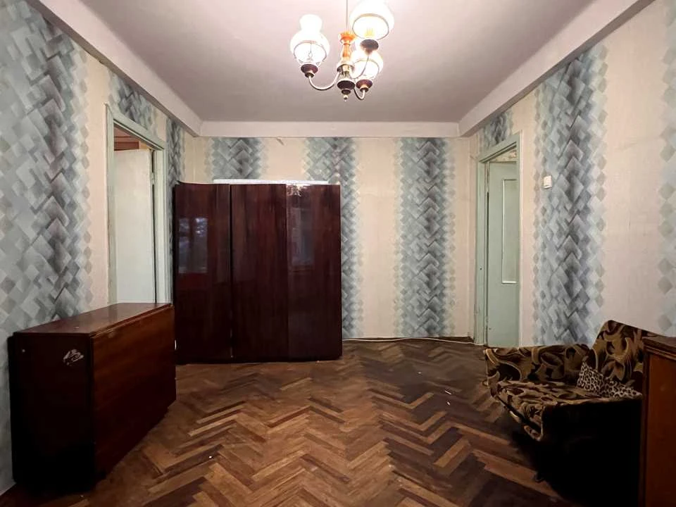 Квартира. Київ, Салютна вул.