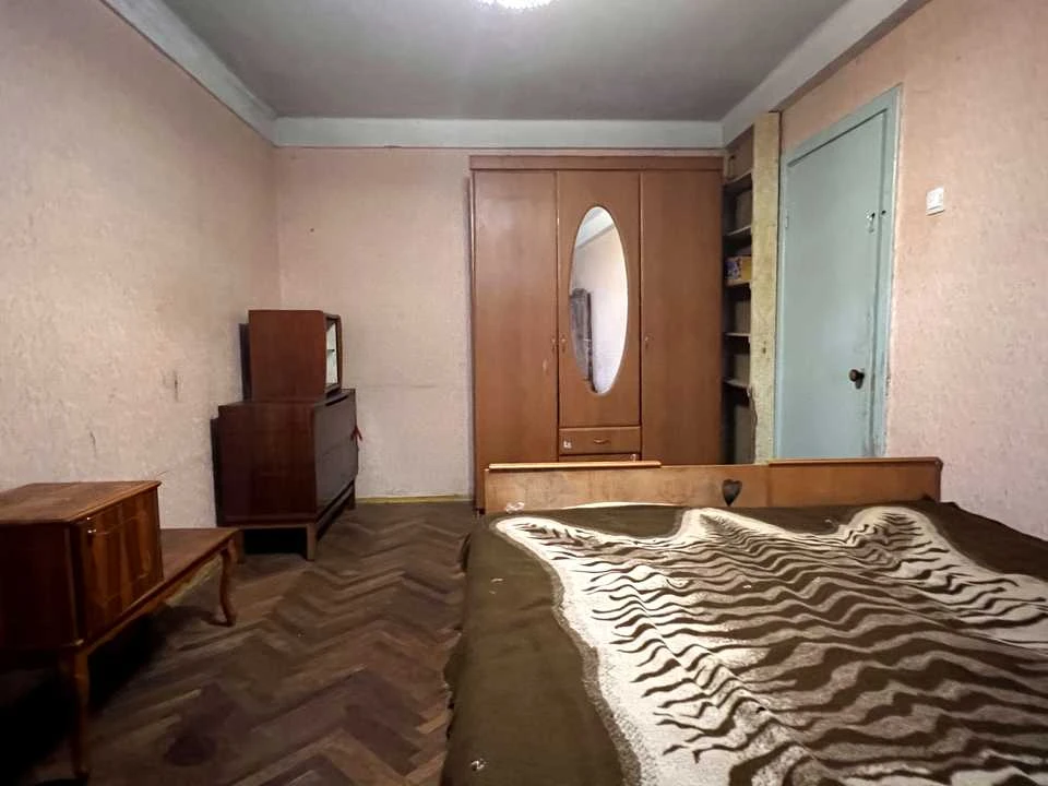 Квартира. Київ, Салютна вул.