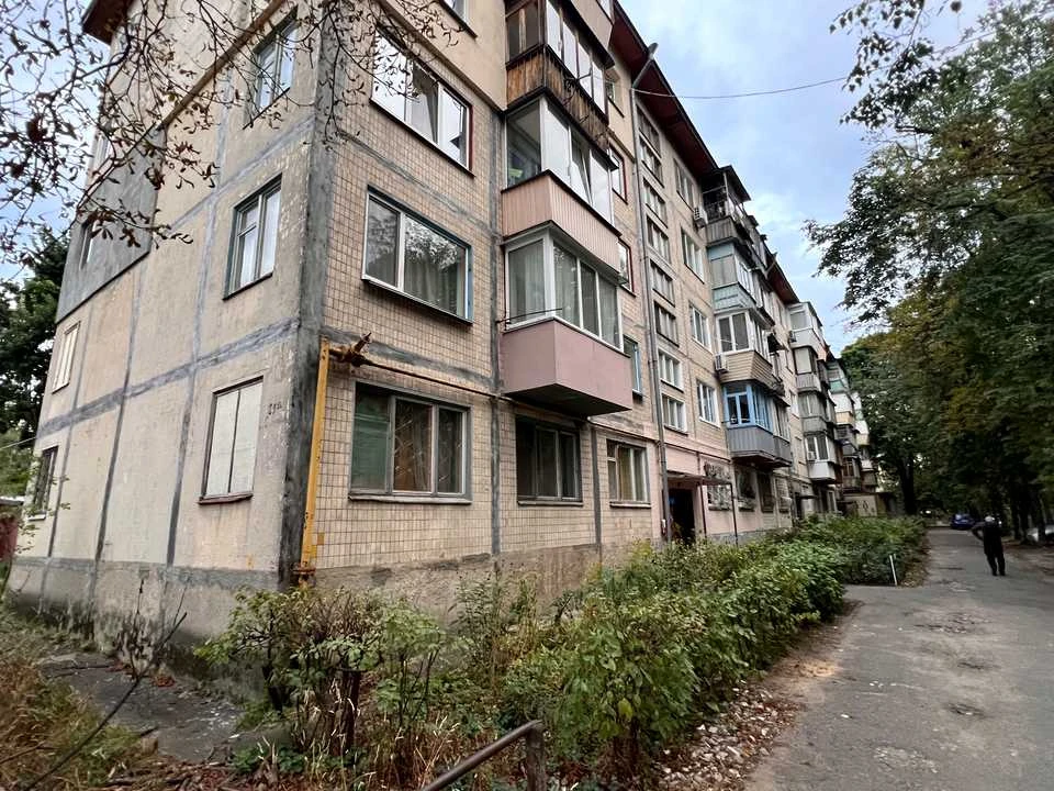 Квартира. Київ, Салютна вул.