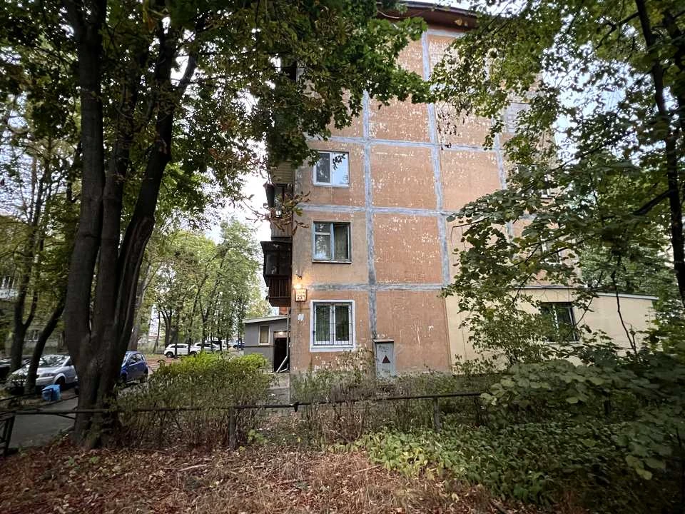Квартира. Київ, Салютна вул.