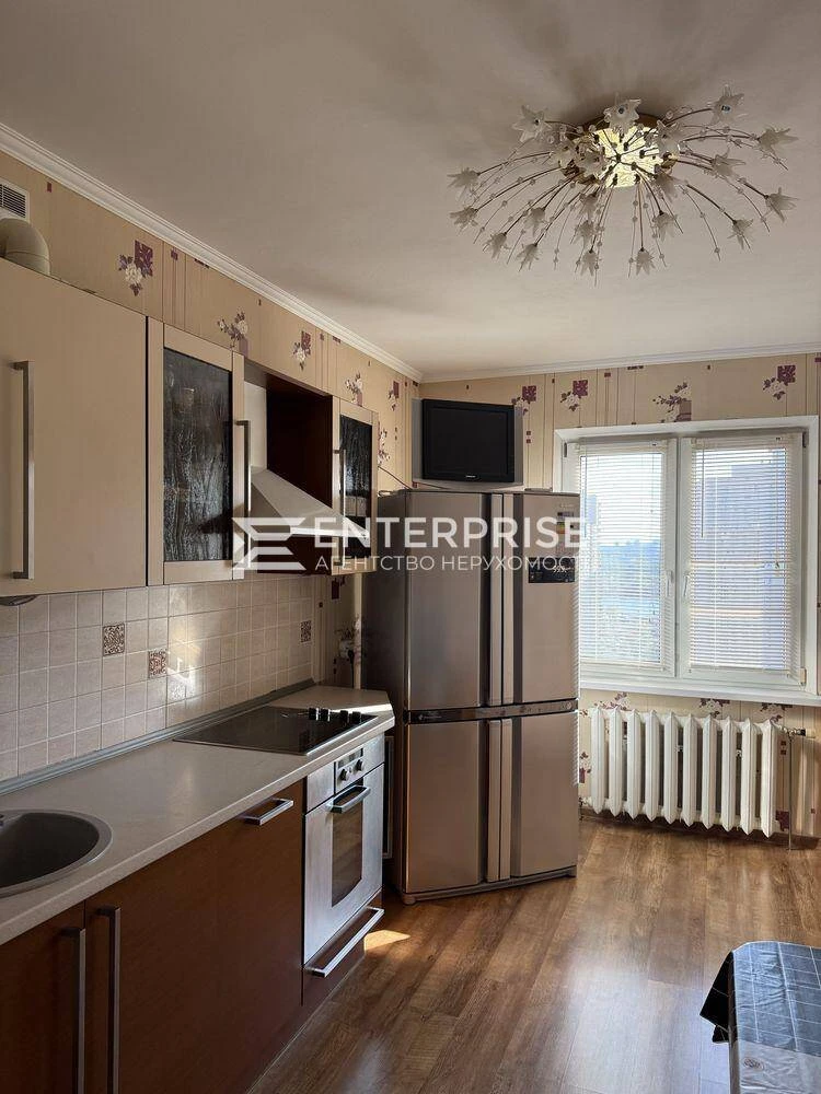 Продаж 1-кімнатної квартири в м. Київ по вул. Урлівська, 19.