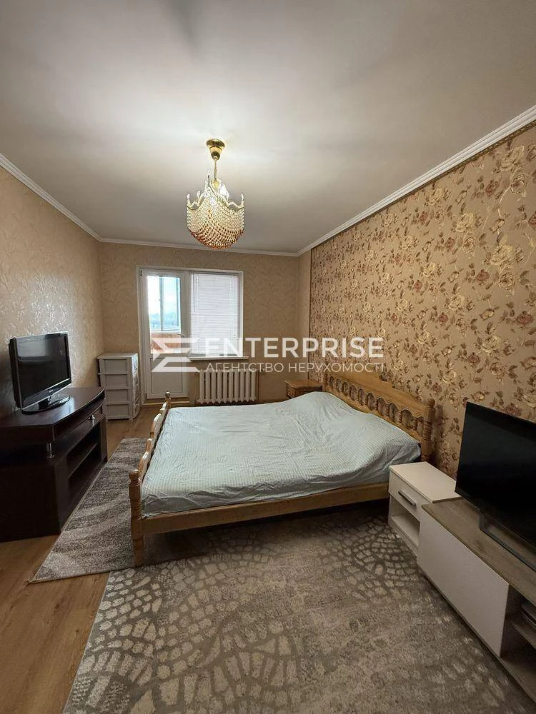 Продаж 1-кімнатної квартири в м. Київ по вул. Урлівська, 19.