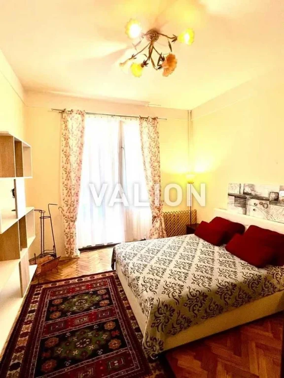 Продаж 2-к квартири 54 м² сталінка. газ. вул.Лондонска, 10.