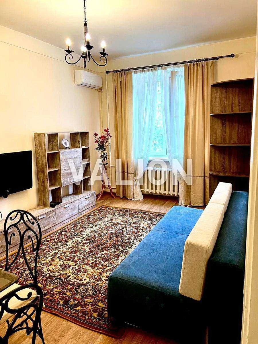 Продаж 2-к квартири 54 м² сталінка. газ. вул.Лондонска, 10.