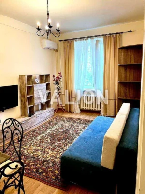 Продаж 2-к квартири 54 м² сталінка. газ. вул.Лондонска, 10.