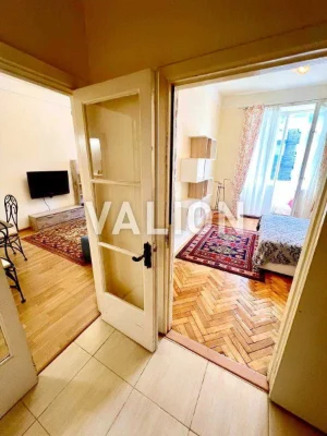 Продаж 2-к квартири 54 м² сталінка. газ. вул.Лондонска, 10.
