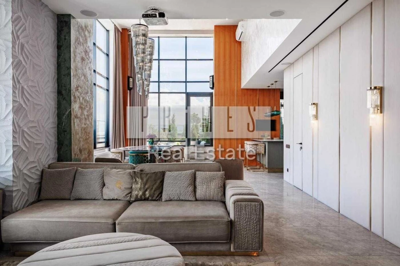 Продаж квартири-пентхаусу, ЖК Park Avenue VIP, просп. Голосі