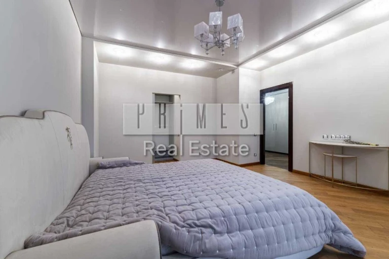 Продаж 3к квартири 140м2 ремонт Новопечерські Липки Драгомир