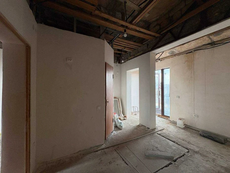 Sale of a house of 100 m2 in Odessa, near the sea and the estuary. Autonomous house