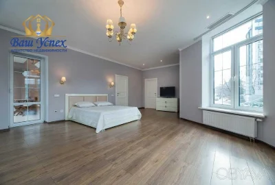 Продам квартиру в центре Печерска .