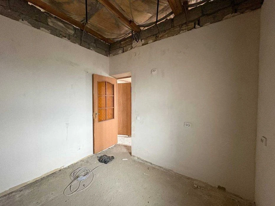 Sale of a house of 100 m2 in Odessa, near the sea and the estuary. Autonomous house