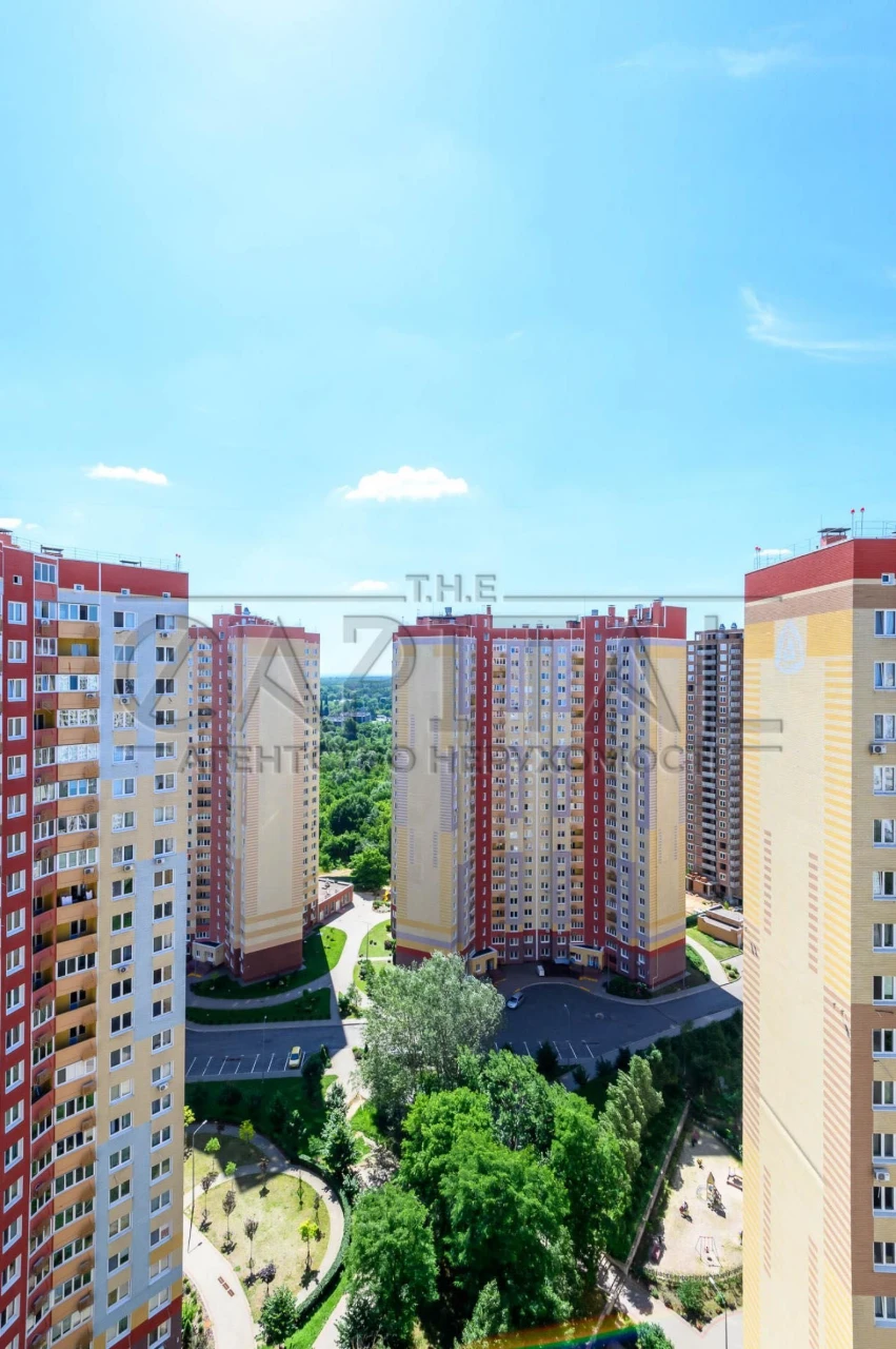 Продаж видової 3к квартири ЖК ЕВРИКА генерар програми ок