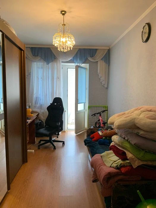Продам 3-кімнатну квартира в новобудові, центральна частина