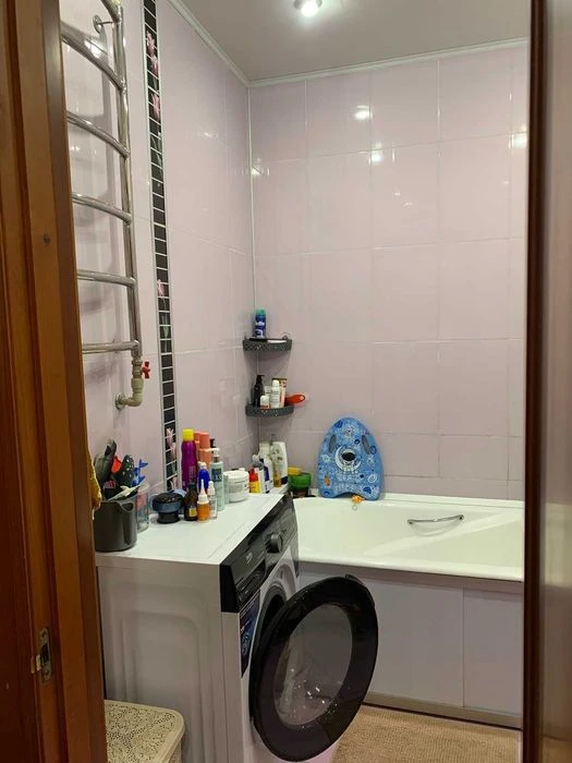 Продам 3-кімнатну квартира в новобудові, центральна частина