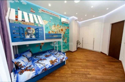 Продаж Квартира Київ ЖК «Сонячна брама» 4 кімнати 150 м² Пен