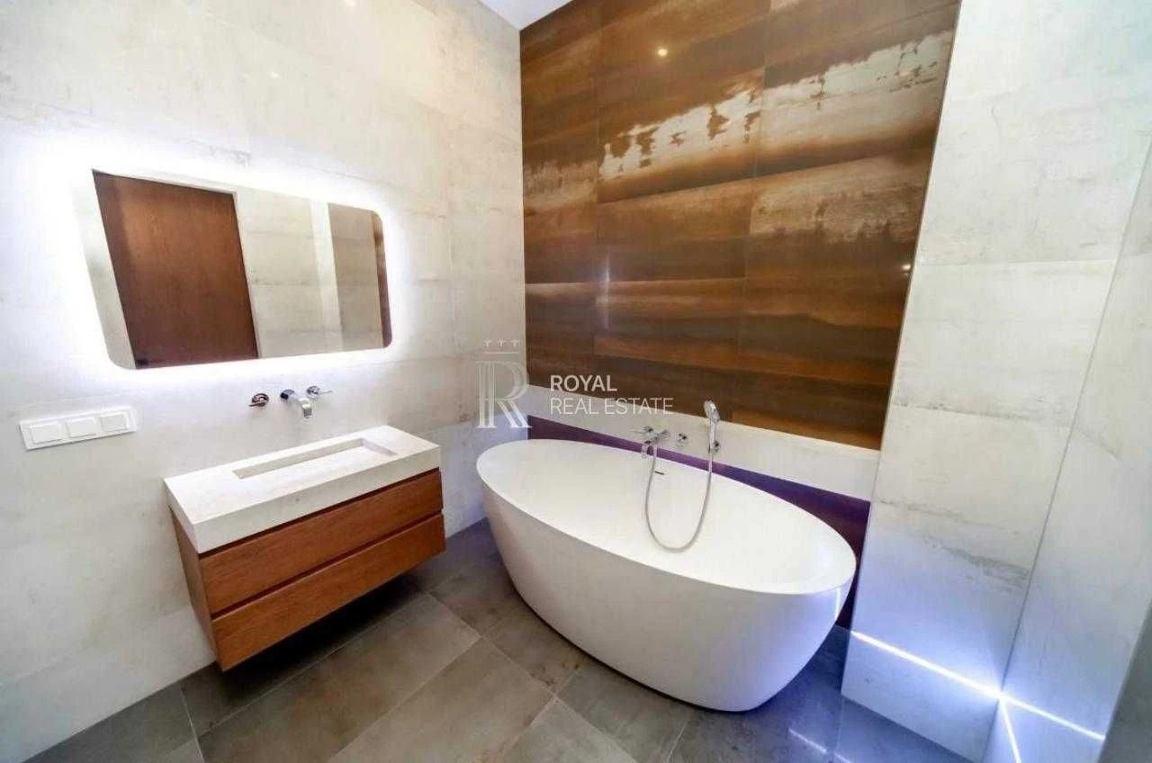 Продаж Квартира Київ ЖК «Сонячна брама» 4 кімнати 150 м² Пен