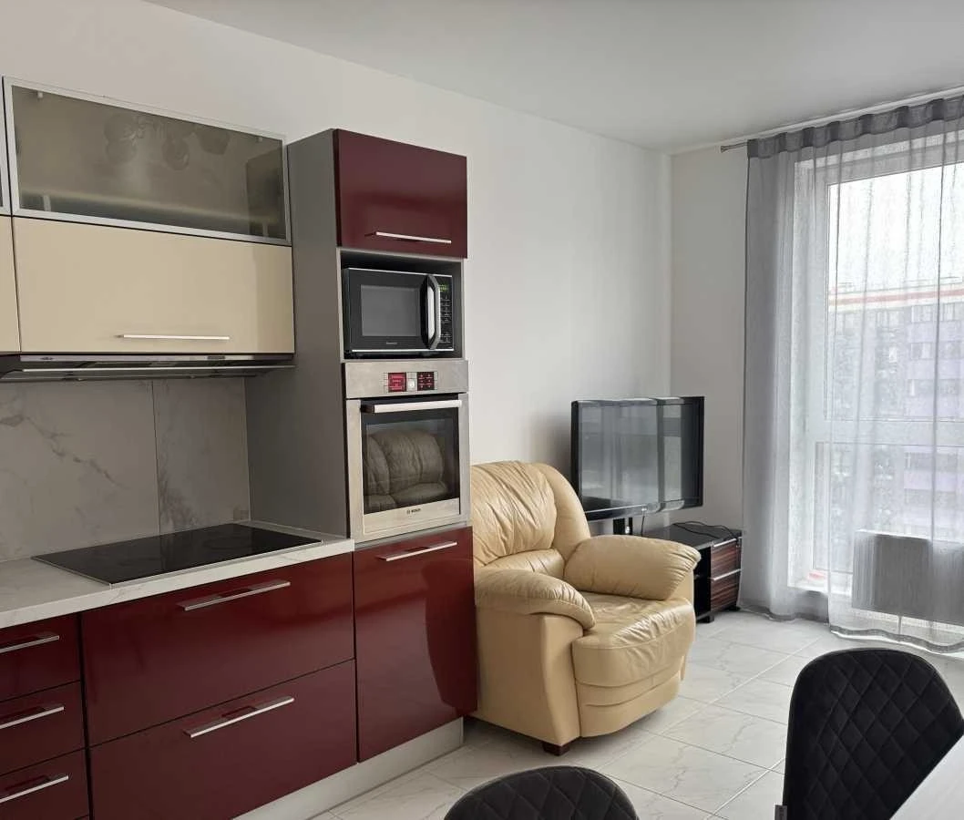 2-room apartment for sale 75 m², Povitroflotskyi Ave.,