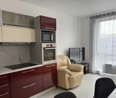 2-room apartment for sale 75 m², Povitroflotskyi Ave.,