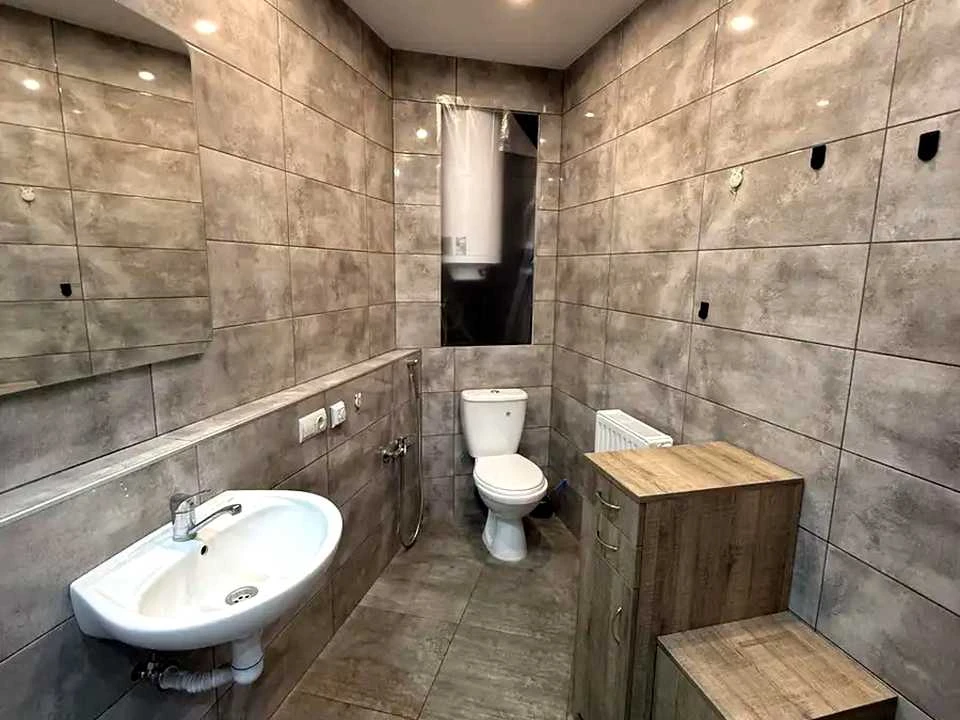 Квартира. Київ, Самійла Кішки вул.