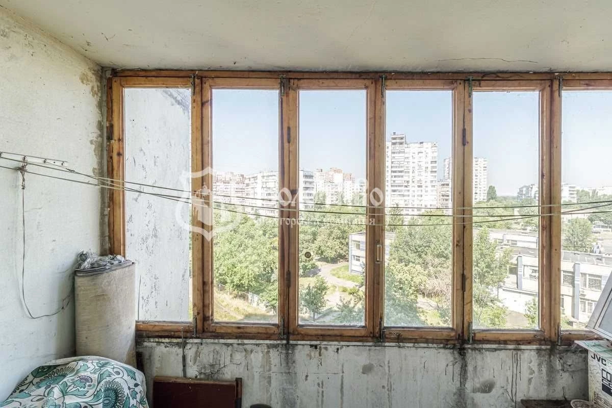 Квартира, 3к. Житловий стан. пр-т Червоної Калини, 11б, Троє