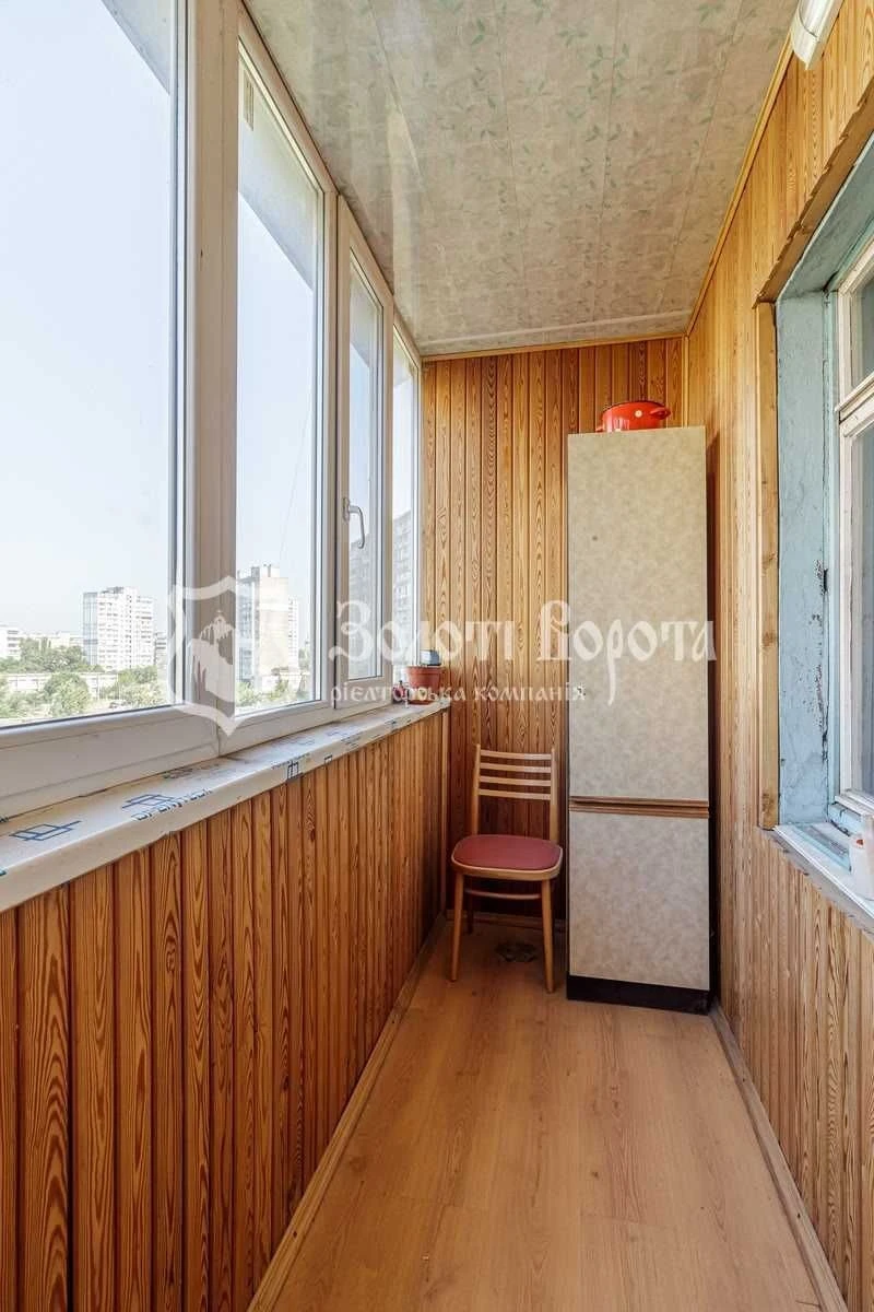 Квартира, 3к. Житловий стан. пр-т Червоної Калини, 11б, Троє