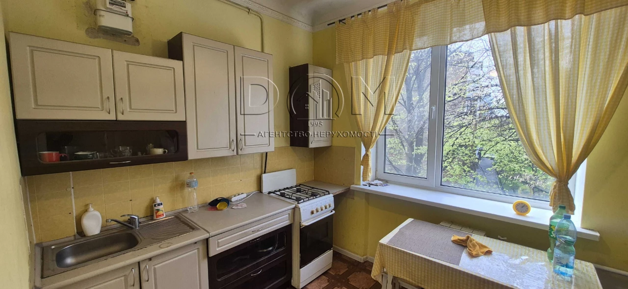 Продаж  2-кім. Центр. Печерський узвіз, 19. Метро Кловська