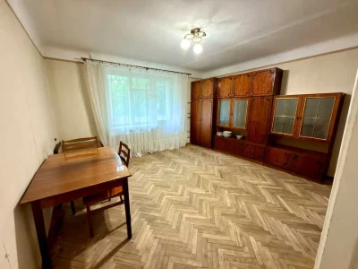 Квартира. Київ, Феодосійська вул.