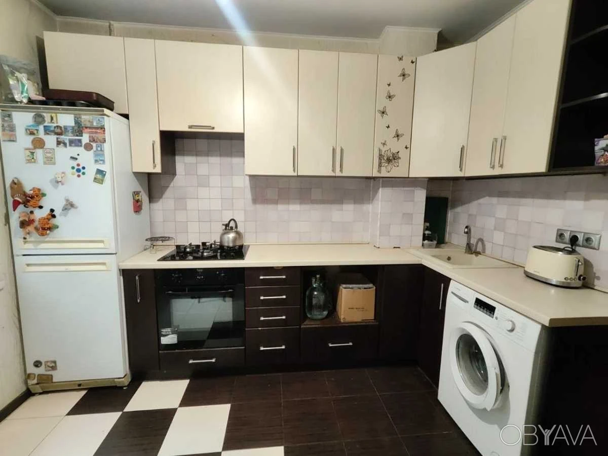 Более 4 комнат-комнатная квартира, 97.00 кв.м