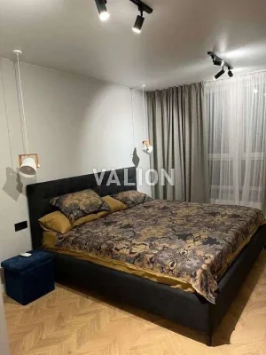 Продаж 3-к квартири вул. Михайла Максимовича, 32а