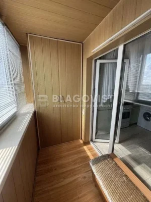 Продаж квартири вул. Чорнобильська 20 в Києві / W-7471770