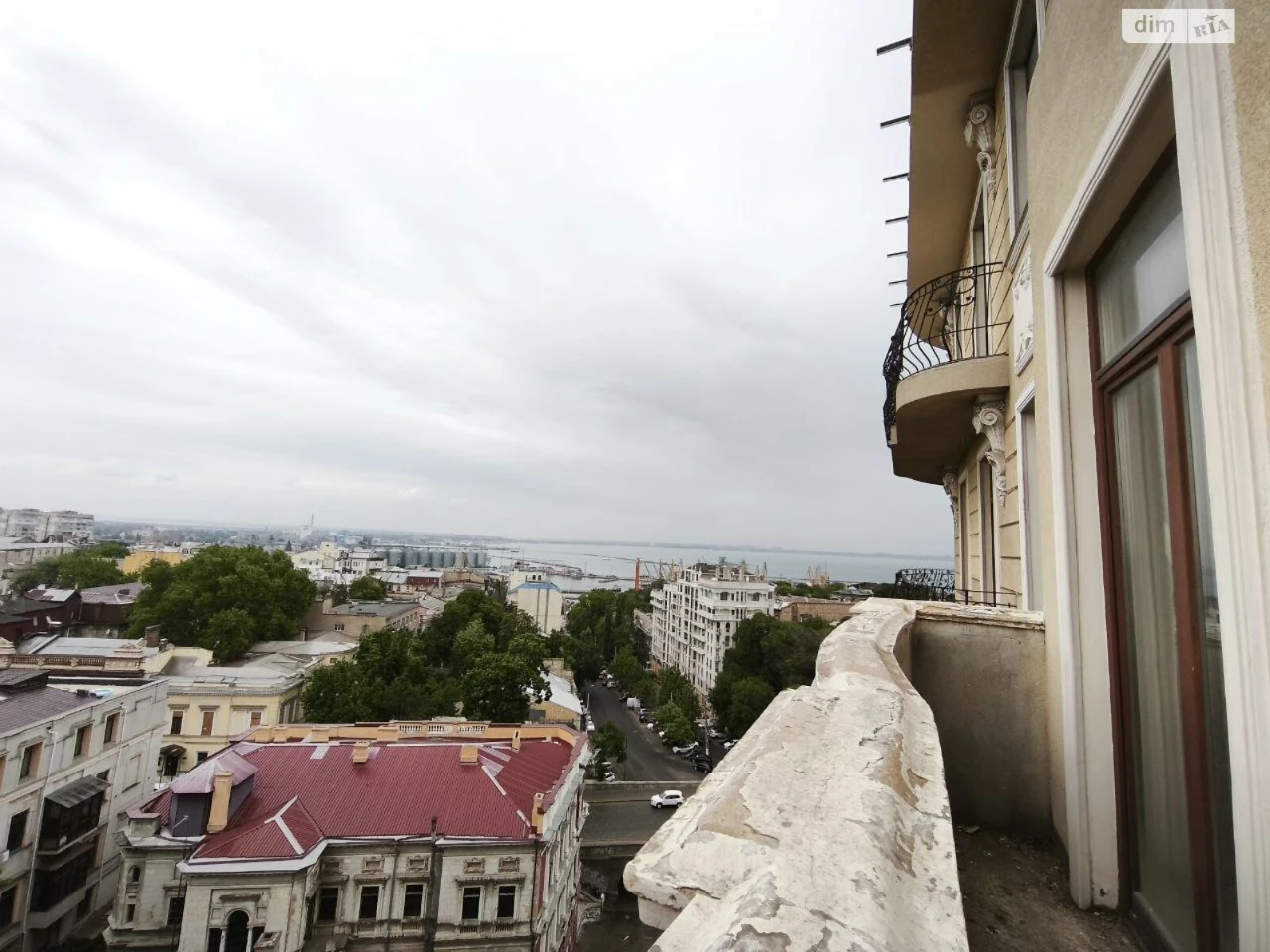Продажа квартир Приморский.