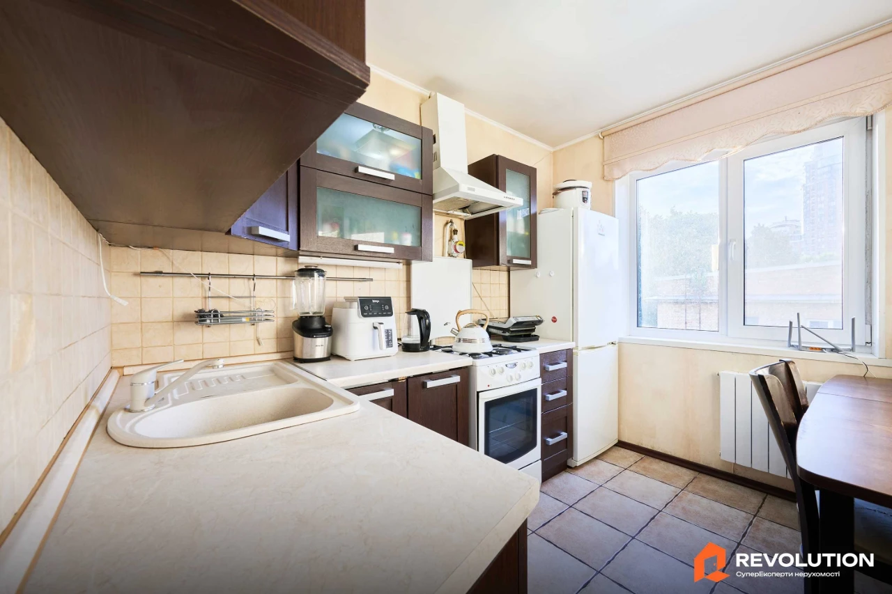 Без комісії. Продаж 2к квартири 46.8м2, вул. Арсенальна 20 П