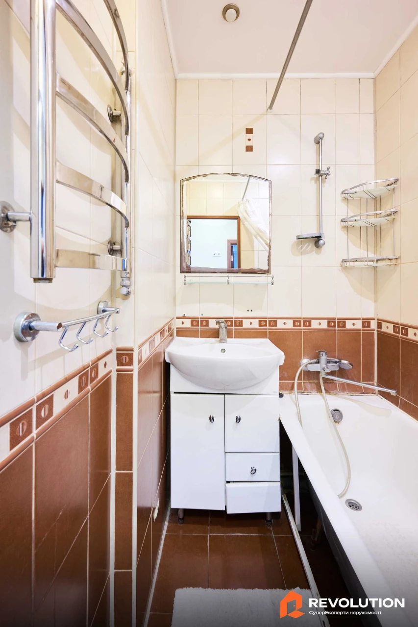Без комісії. Продаж 2к квартири 46.8м2, вул. Арсенальна 20 П