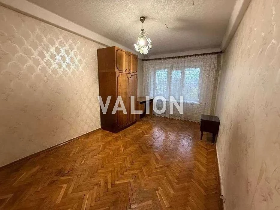 Продаж 3-к квартири вул. Академіка Заболотного 138
