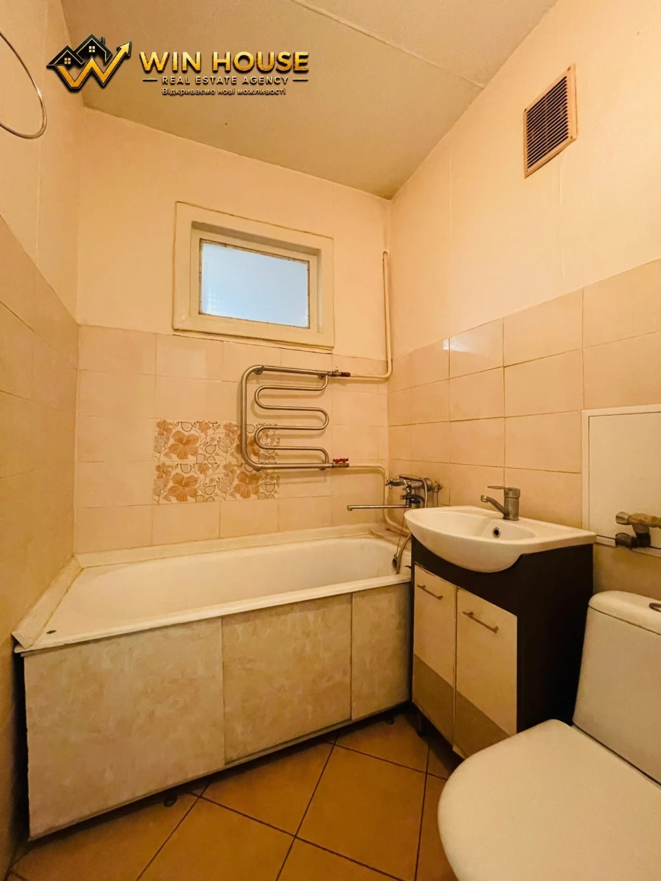 Продам 2-кімнатну квартиру, 44,8 м². Солом'янський район, за