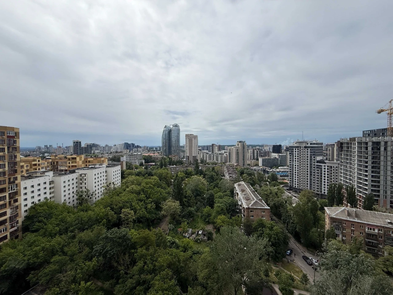 Коновальця Є. Продаж двокімнатної квартири нвий будинок з па