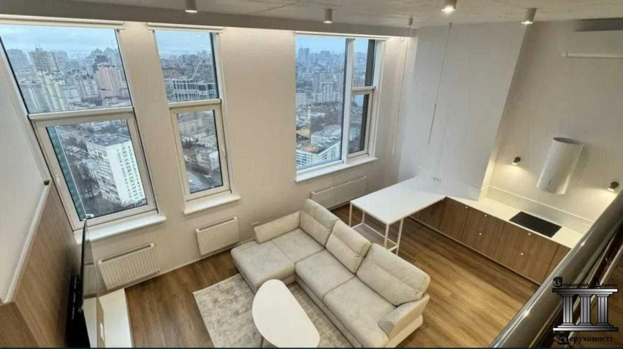 Пентхаус 80 кв. м Манхеттен/Manhattan, Берестейський 11, Сма