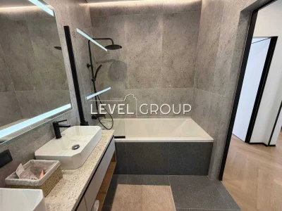 Продаж 2-кімнатної квартири в ЖК Варшавський 3/вул. Олександ