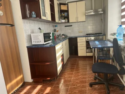 Продаж класна 2 к центр Жилянська 45, метро, Держ програми,