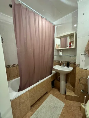 Продаж класна 2 к центр Жилянська 45, метро, Держ програми,