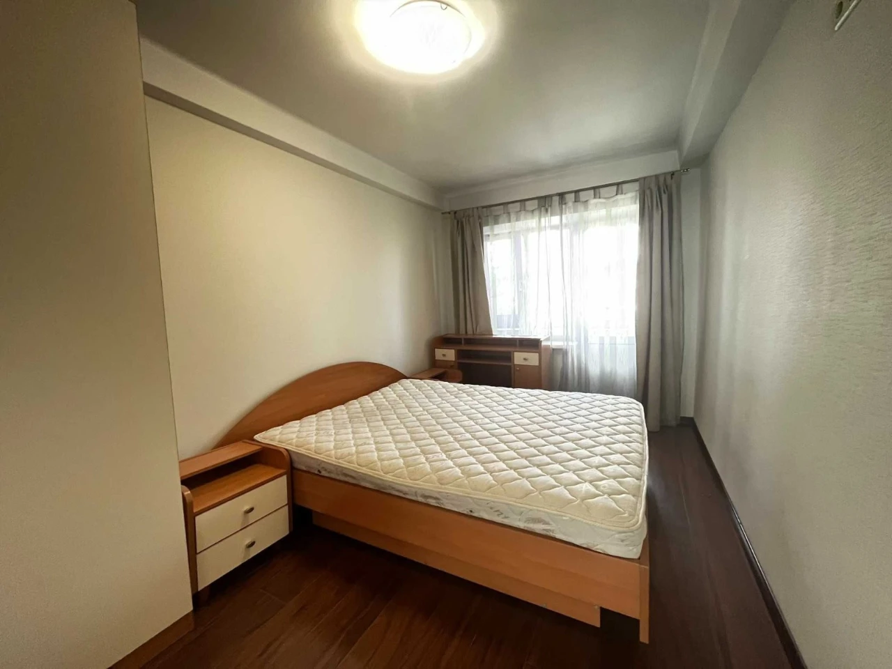 Продаж класна 2 к центр Жилянська 45, метро, Держ програми,
