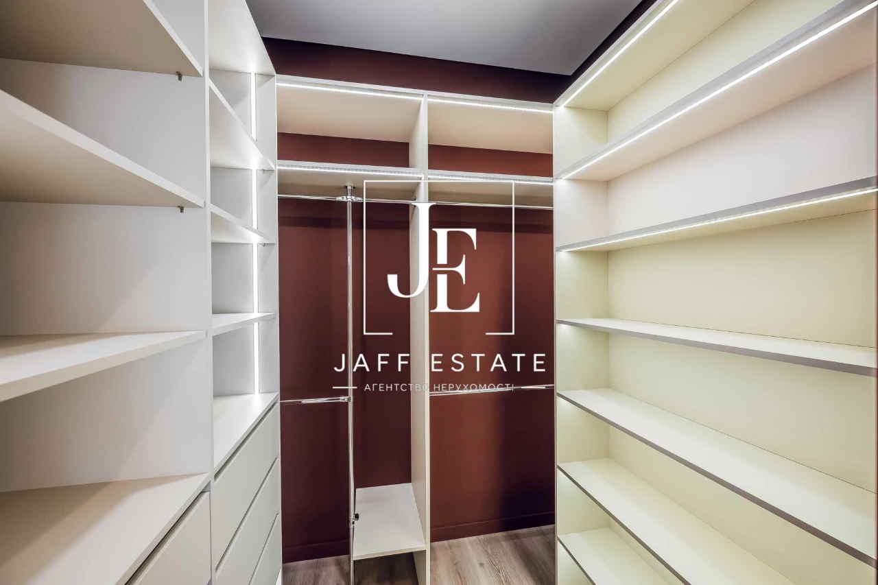 Продаж 3-кімнатної квартири в ЖК Delmar | Звіринецька