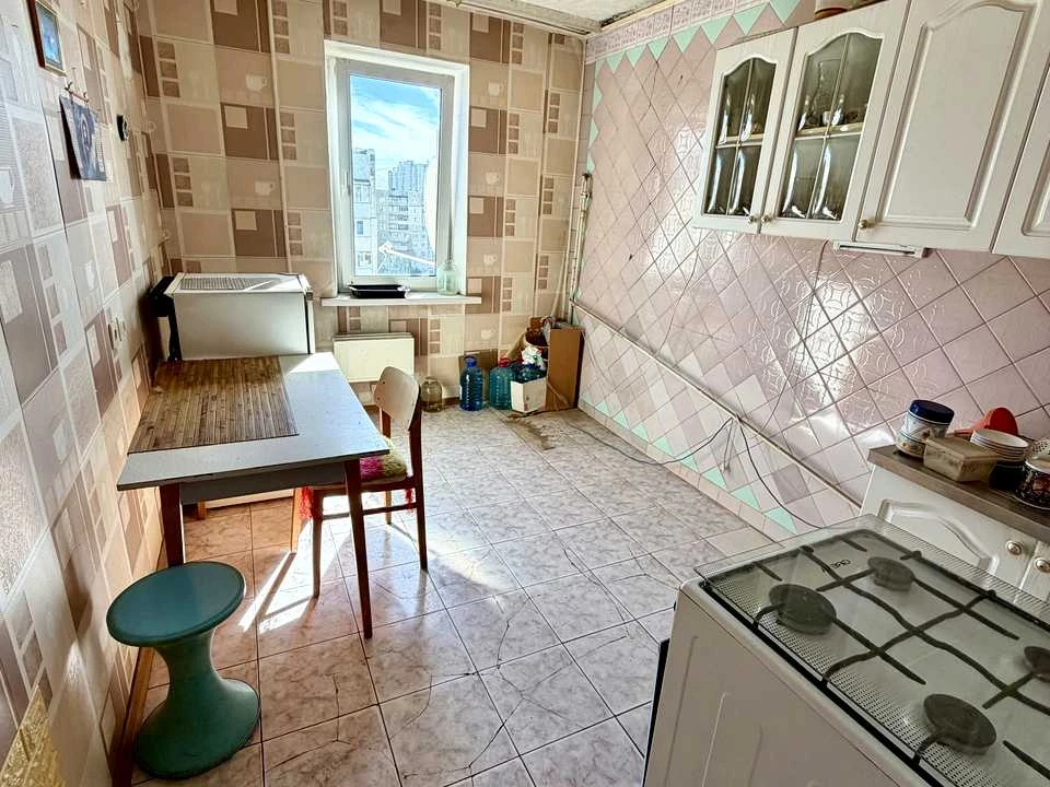 Квартира. Київ, Милославська вул.